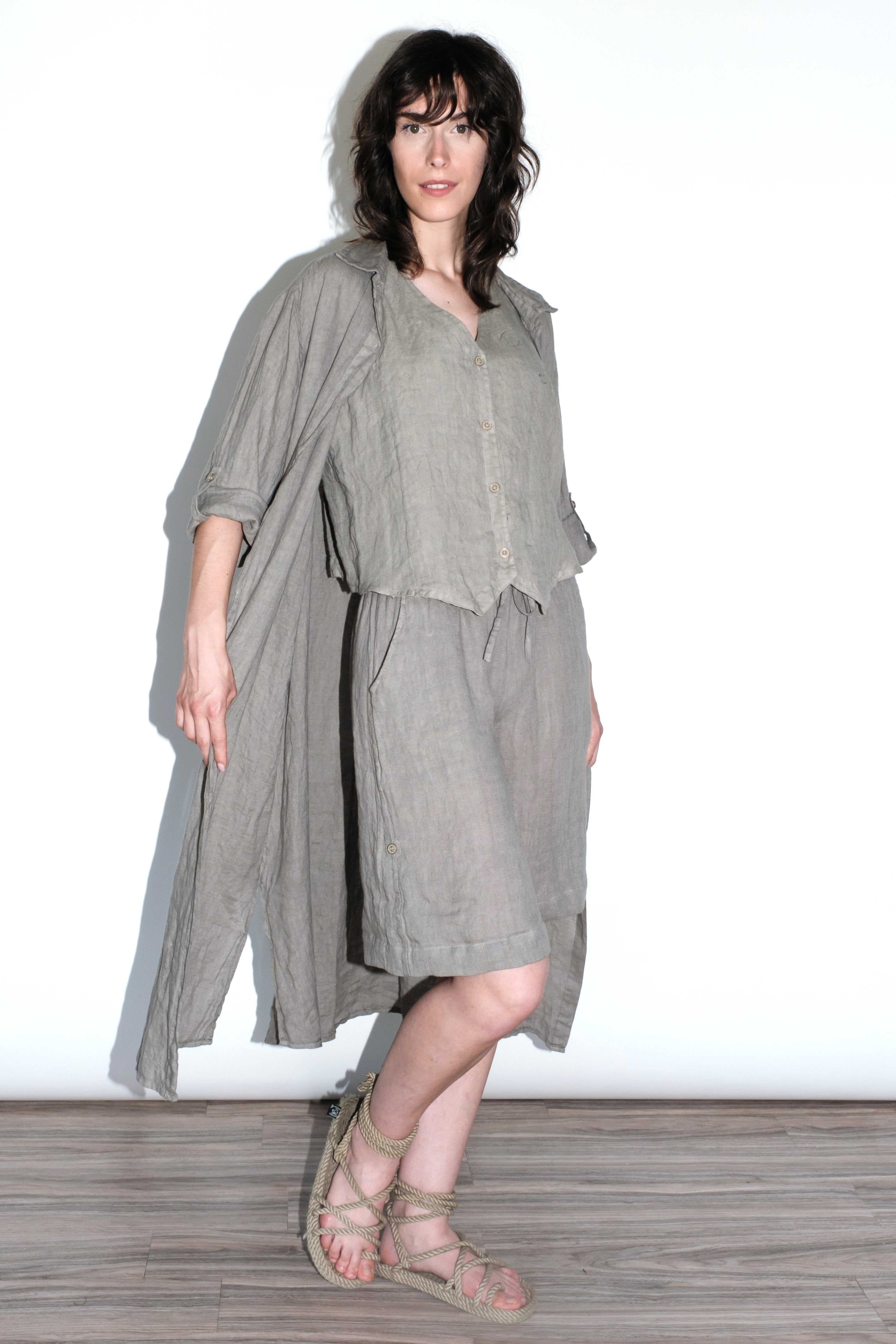 Camicia Lunga in Lino Lavato – Linea Artigianale